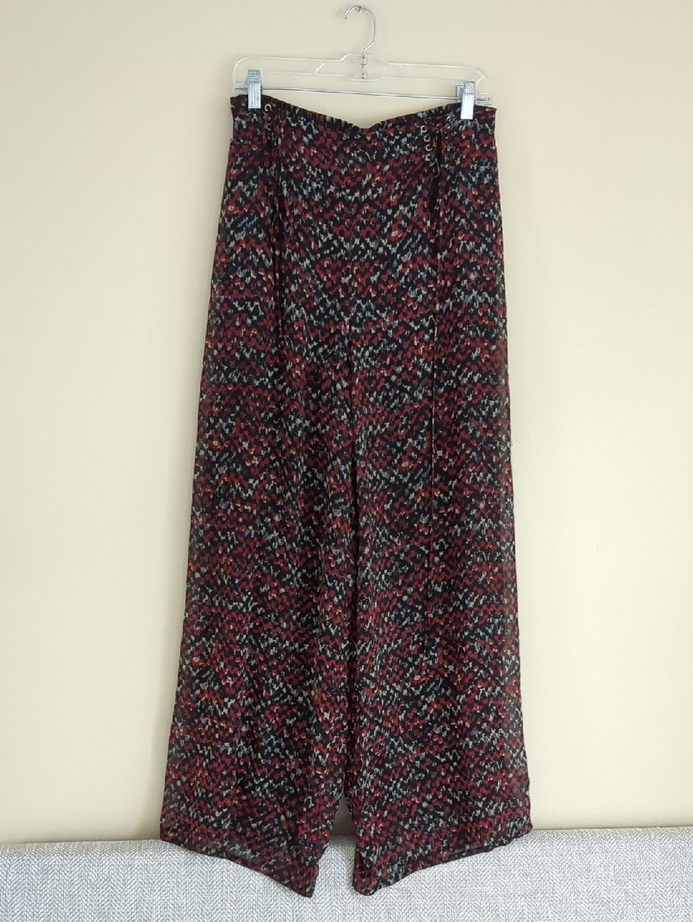 14/16W Cato Woman Pull On Pants Red Black Laces On Sides Of Waist Flowy